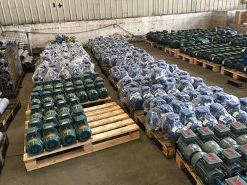 รุ่นต่างๆ พลังงานต่ำ เสียงรบกวนต่ำ HC Roots Rotary Lobe Blower สำหรับการบำบัดน้ำ